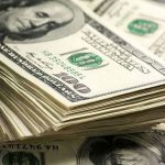 توقف افت دلار با سیگنال سیاسی/ دو سناریو از واکنش نرم ارز به استعفای ظریف